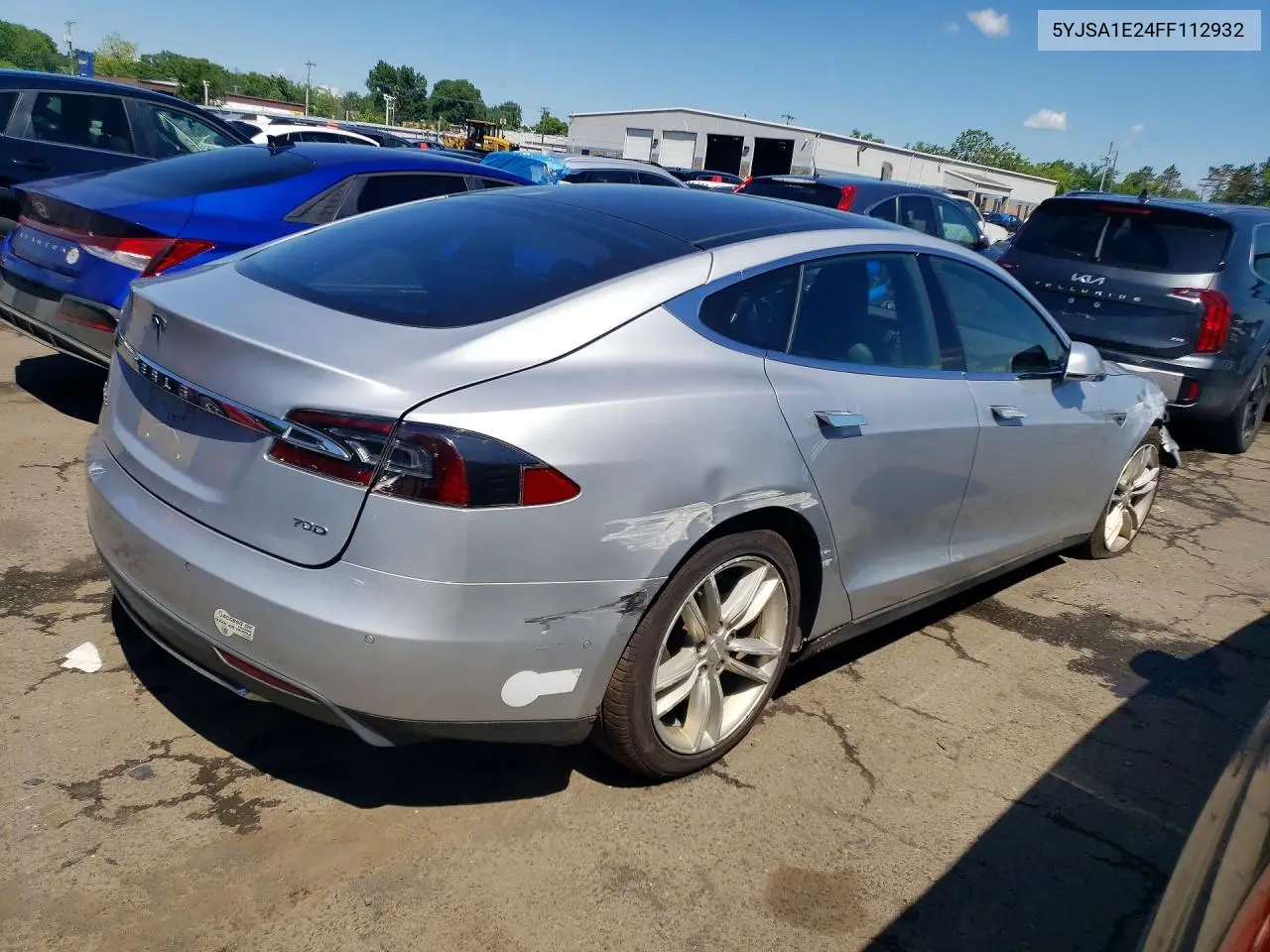 2015 Tesla Model S VIN: 5YJSA1E24FF112932 Lot: 57883256