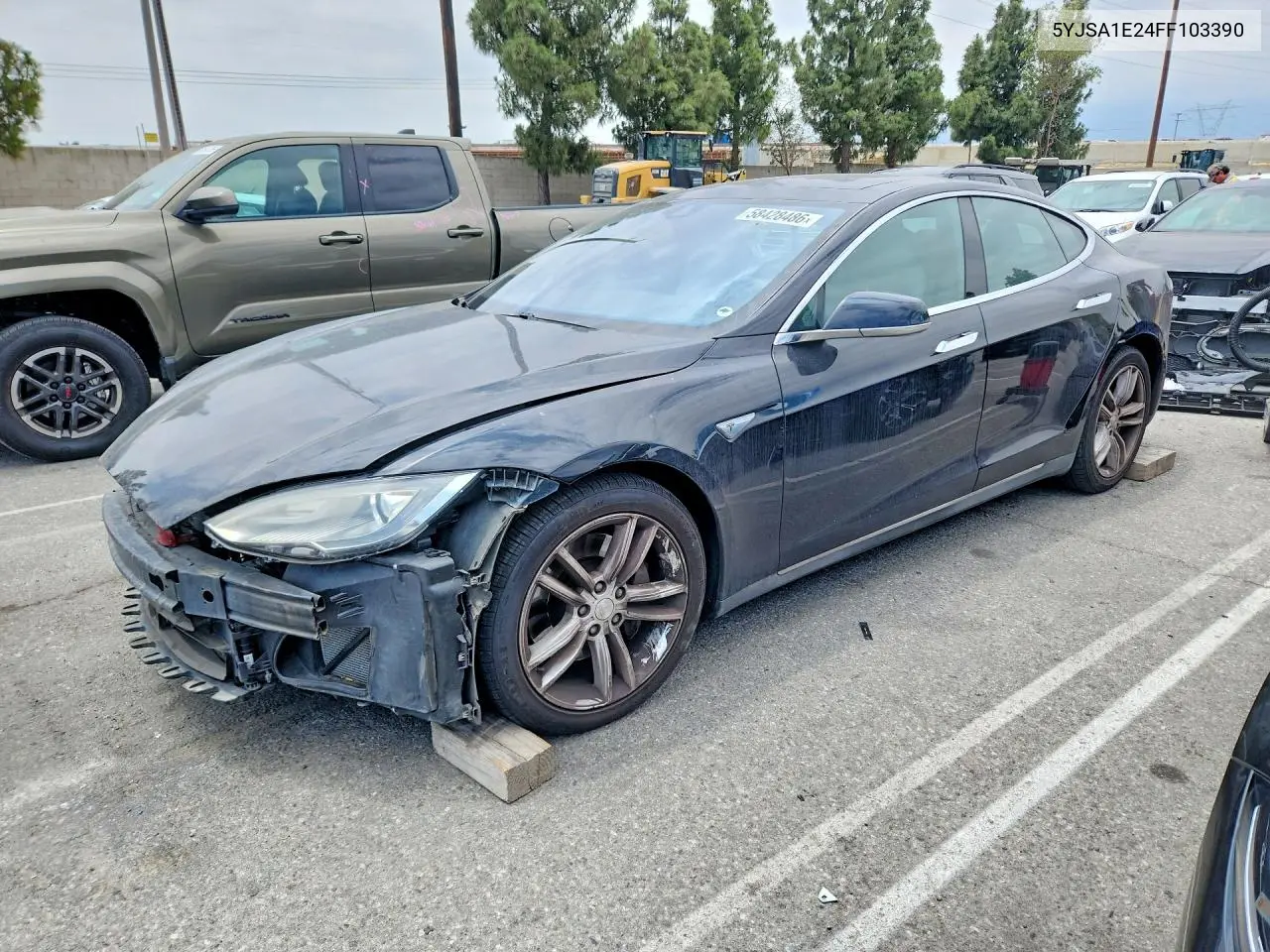 2015 Tesla Model S VIN: 5YJSA1E24FF103390 Lot: 58428486