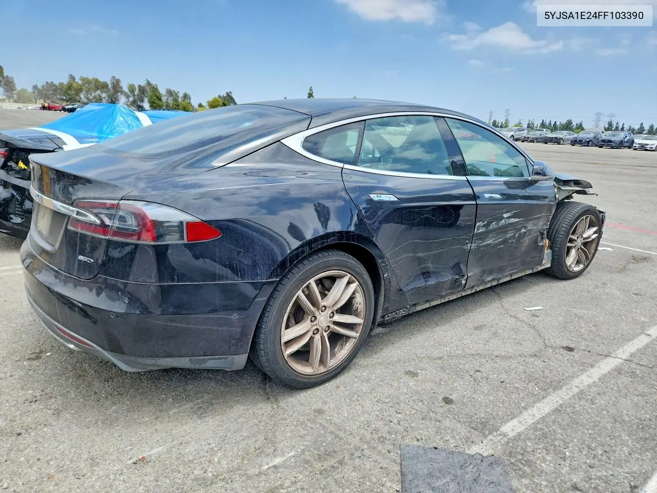 2015 Tesla Model S VIN: 5YJSA1E24FF103390 Lot: 58428486