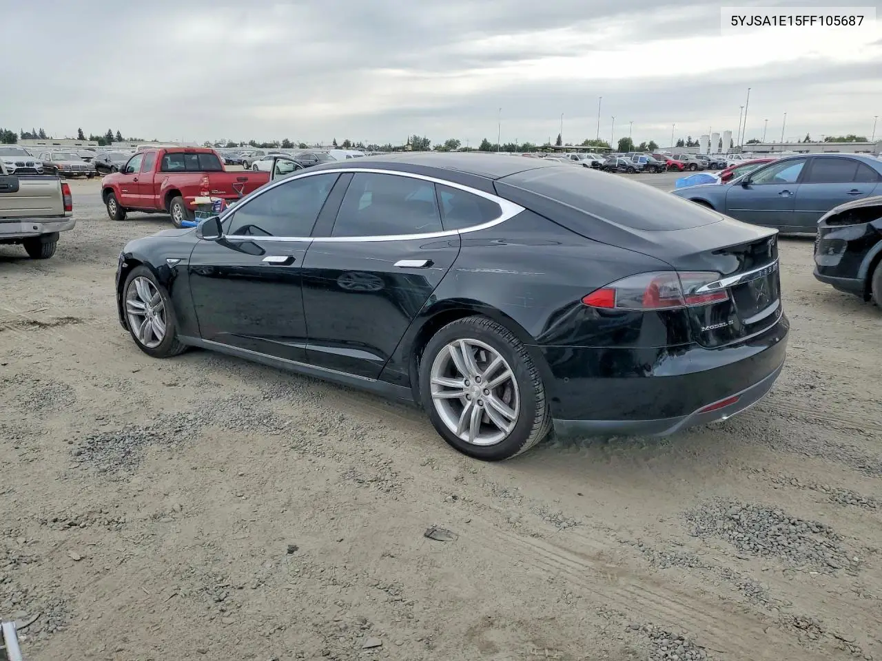 2015 Tesla Model S VIN: 5YJSA1E15FF105687 Lot: 60493786