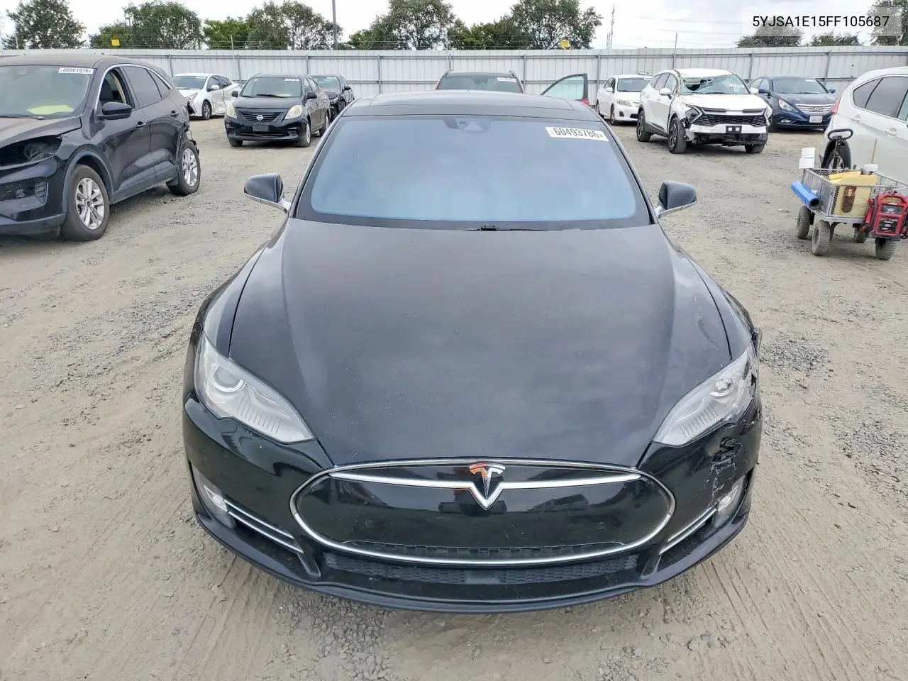 2015 Tesla Model S VIN: 5YJSA1E15FF105687 Lot: 60493786