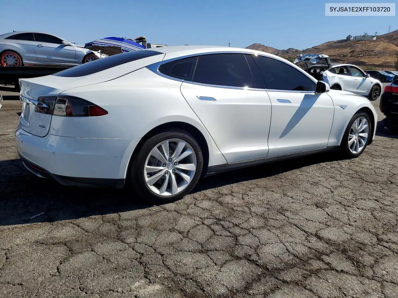 2015 Tesla Model S VIN: 5YJSA1E2XFF103720 Lot: 60596776