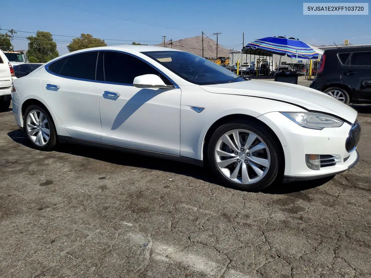 2015 Tesla Model S VIN: 5YJSA1E2XFF103720 Lot: 60596776