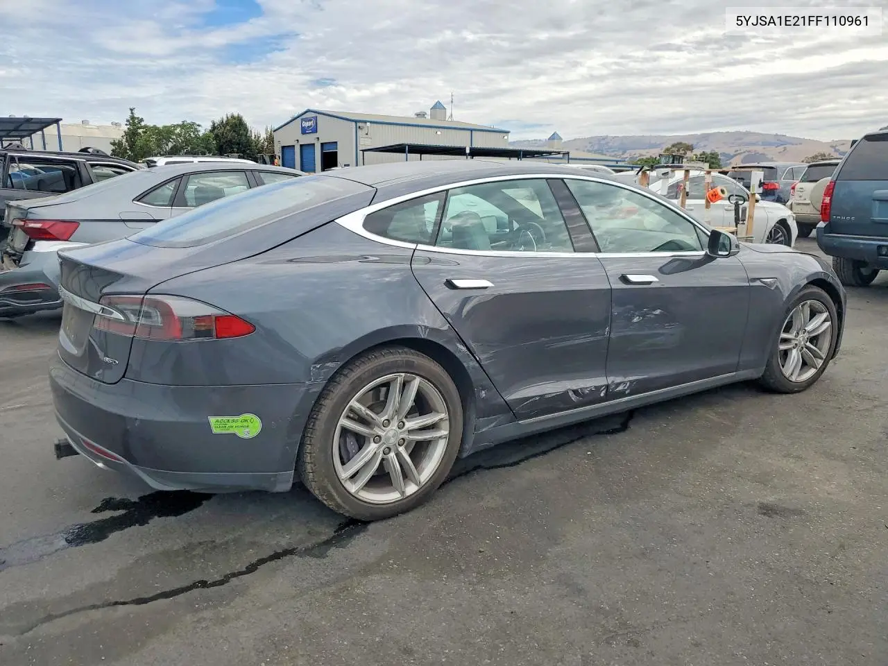 2015 Tesla Model S VIN: 5YJSA1E21FF110961 Lot: 61018656