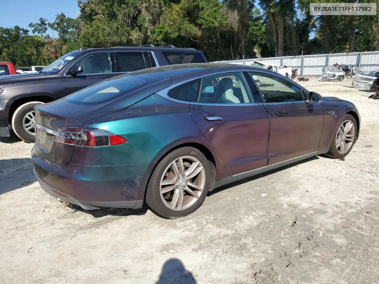 5YJSA1E11FF117982 2015 Tesla Model S