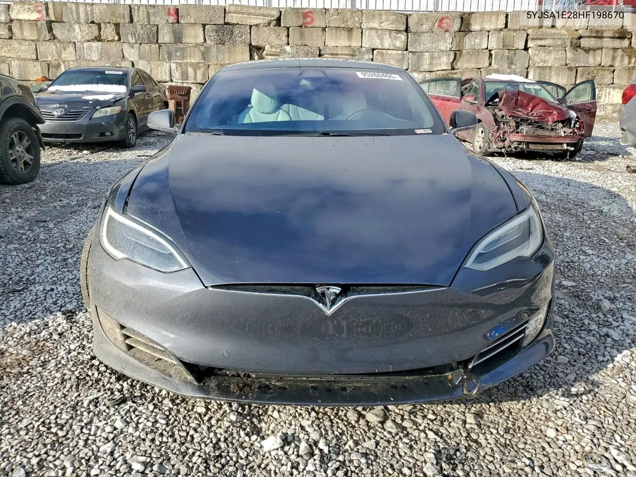 5YJSA1E28HF198670 2017 Tesla Model S