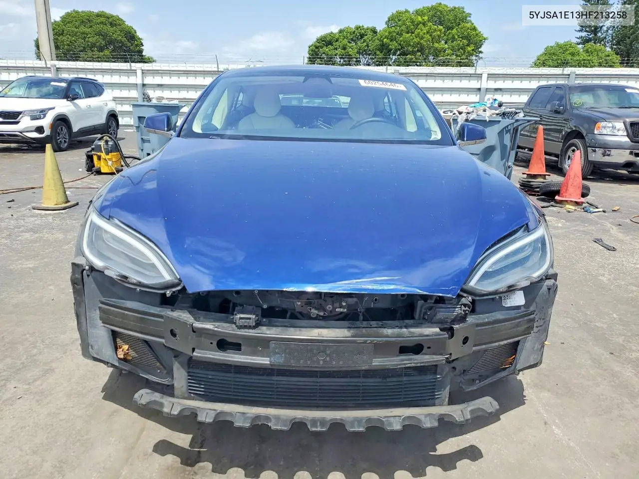 2017 Tesla Model S VIN: 5YJSA1E13HF213258 Lot: 60254646