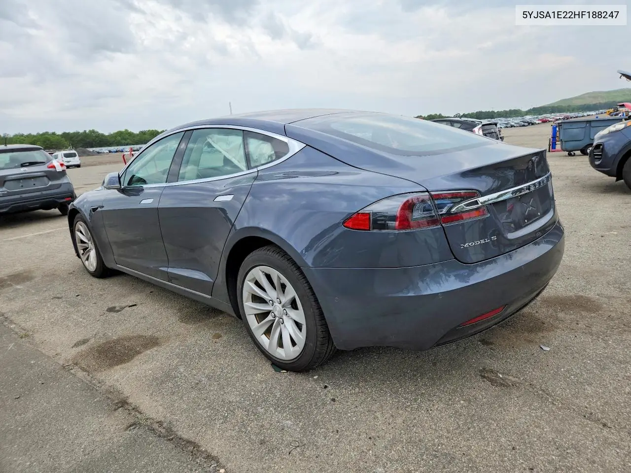 2017 Tesla Model S VIN: 5YJSA1E22HF188247 Lot: 61916666