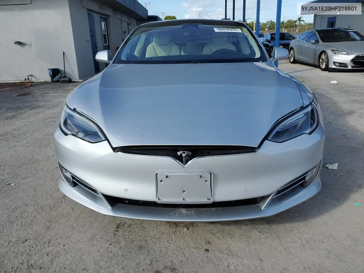 5YJSA1E20HF218801 2017 Tesl Model S 75D