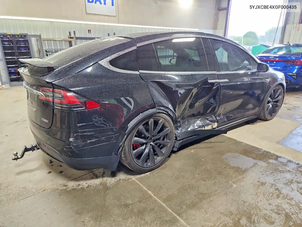 2016 Tesla Model X VIN: 5YJXCBE4XGF000435 Lot: 55890226