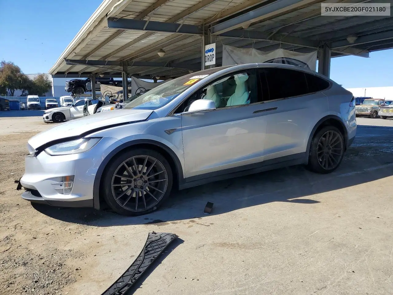 2016 Tesla Model X VIN: 5YJXCBE20GF021180 Lot: 57016366