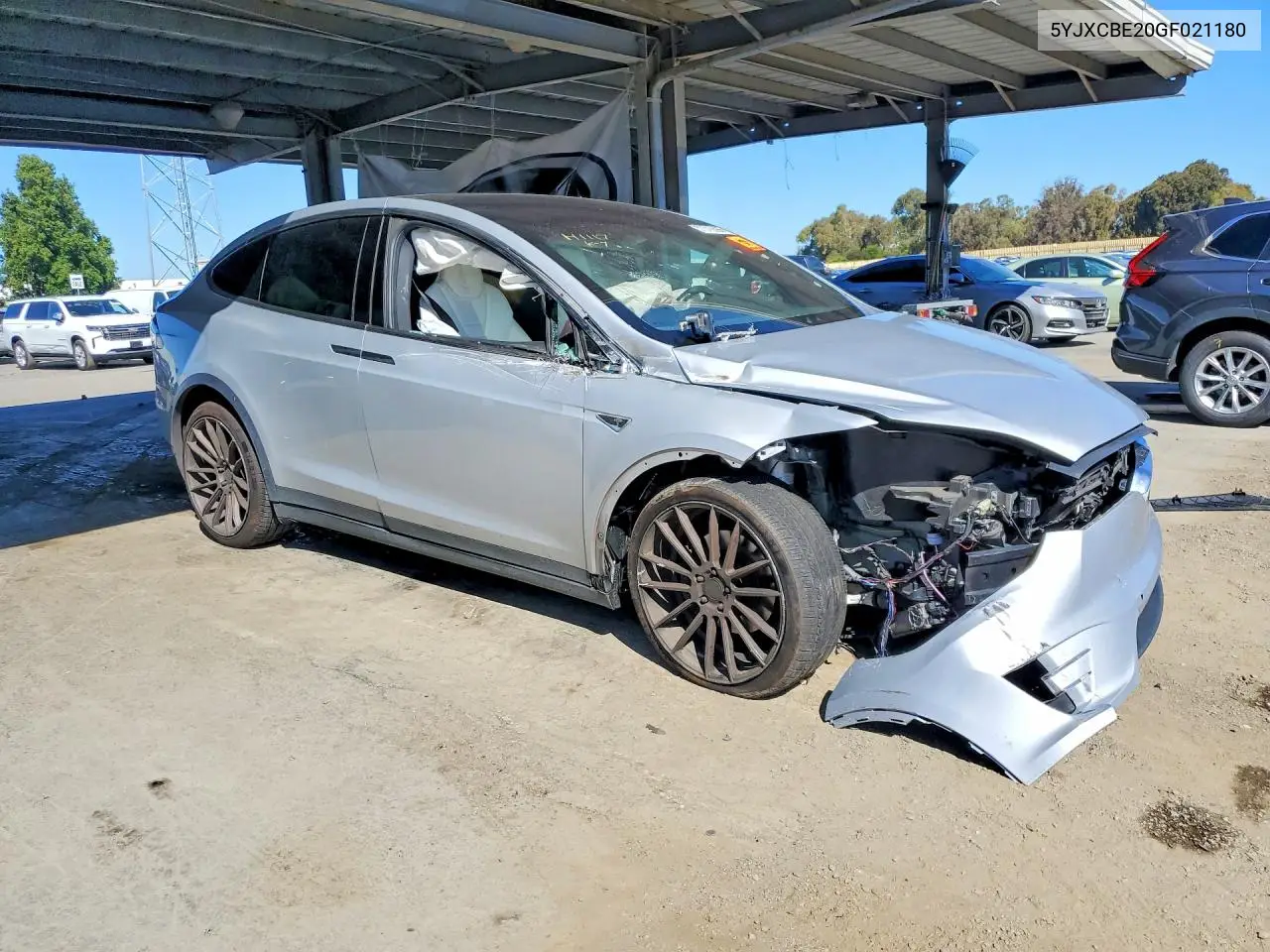 2016 Tesla Model X VIN: 5YJXCBE20GF021180 Lot: 57016366