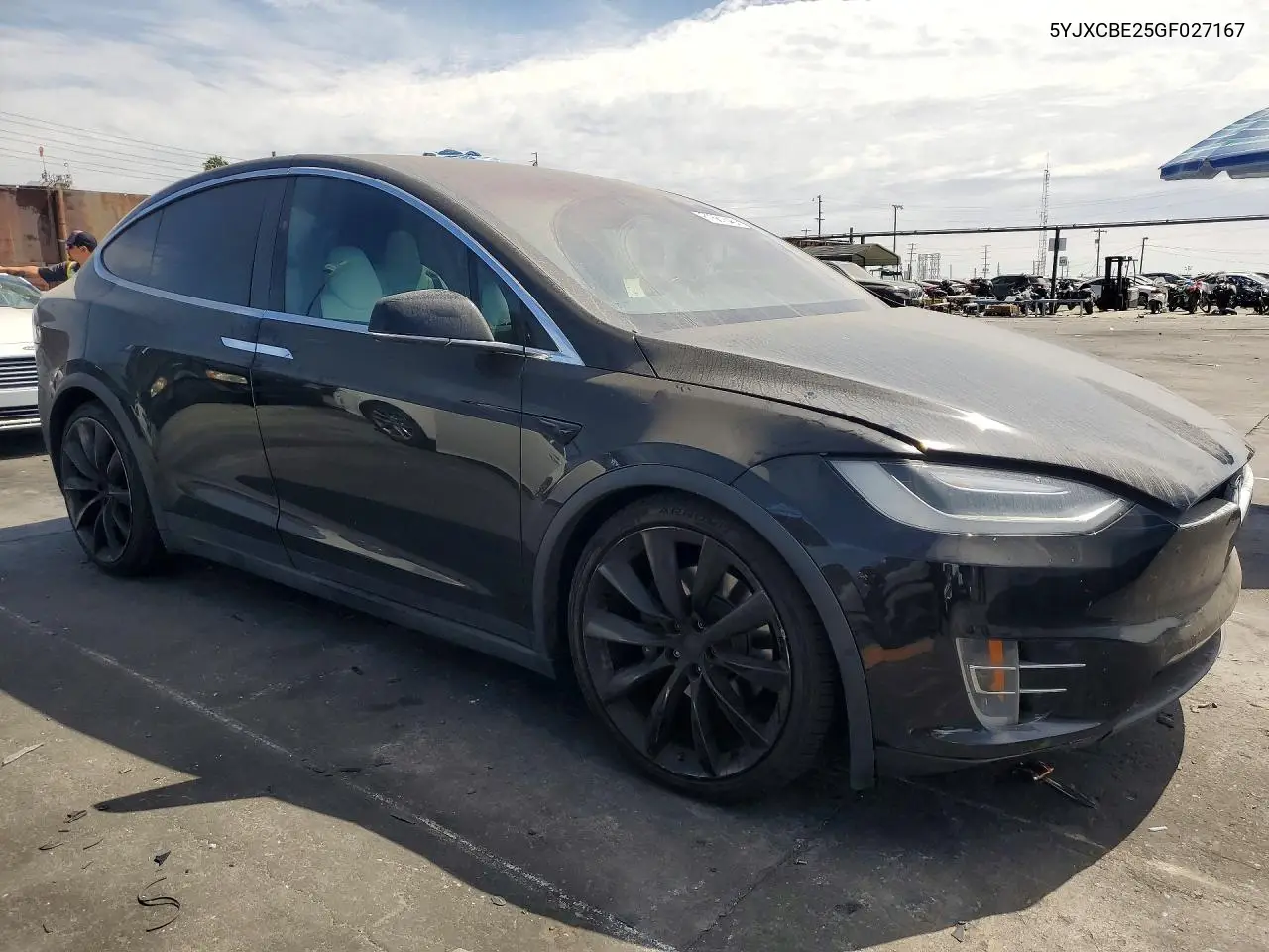 2016 Tesla Model X VIN: 5YJXCBE25GF027167 Lot: 61681546