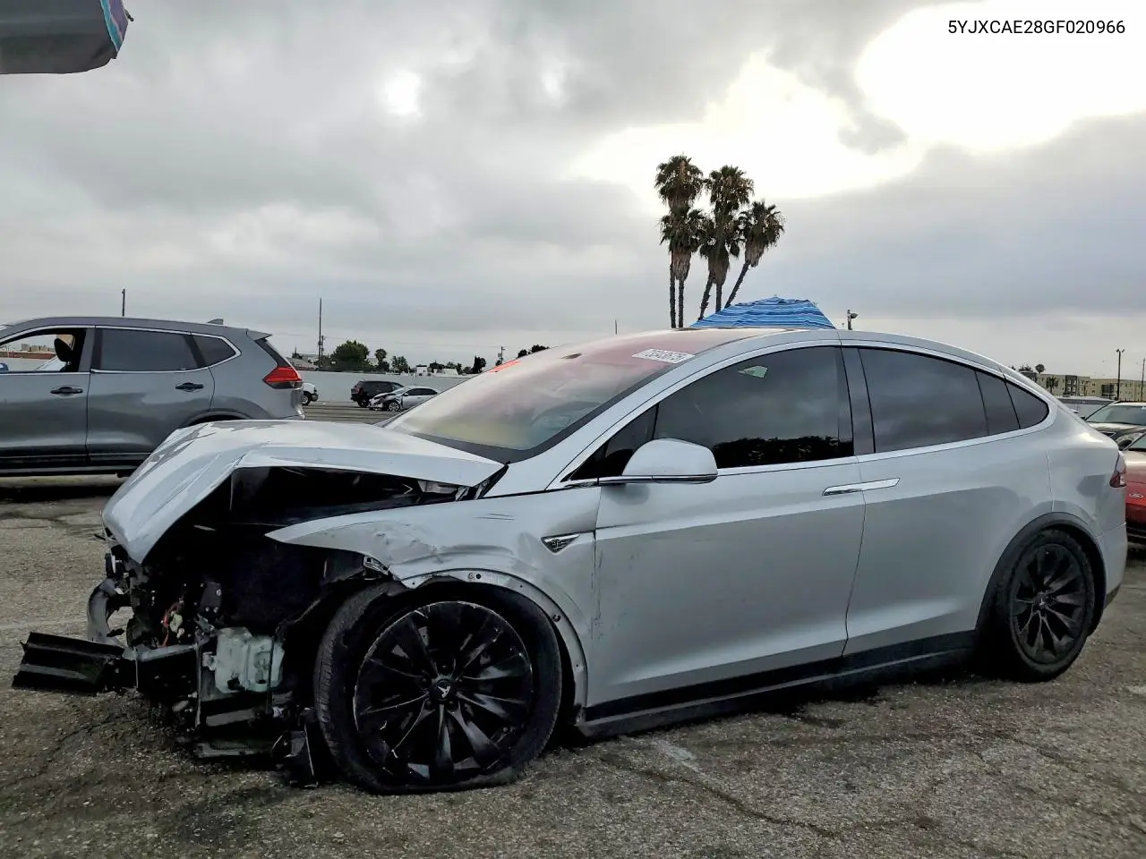 2016 Tesla Model X VIN: 5YJXCAE28GF020966 Lot: 73343675