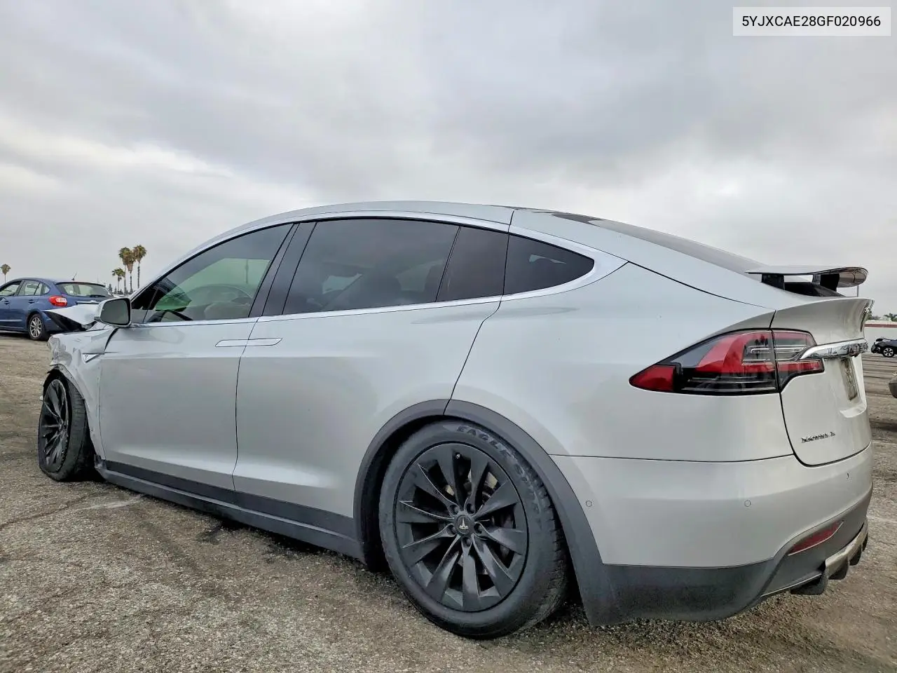 2016 Tesla Model X VIN: 5YJXCAE28GF020966 Lot: 73343675