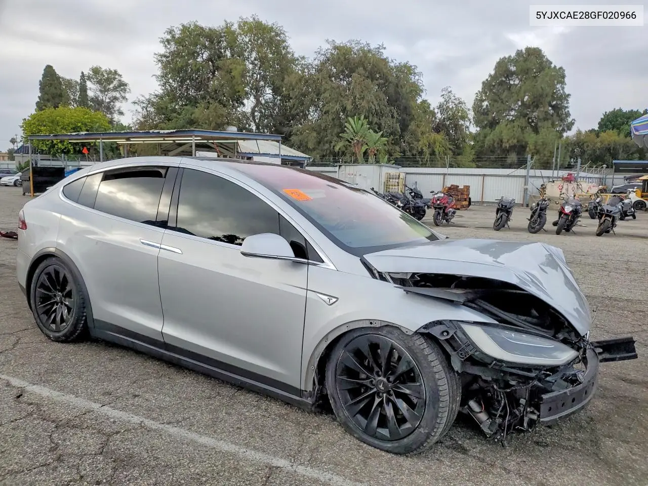 2016 Tesla Model X VIN: 5YJXCAE28GF020966 Lot: 73343675
