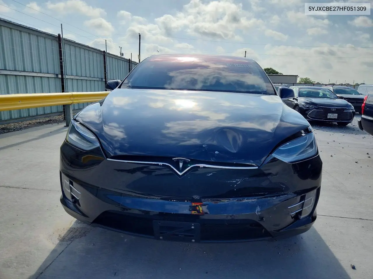 2017 Tesla Model X VIN: 5YJXCBE27HF051309 Lot: 56143886