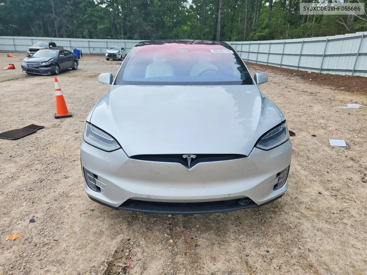 2017 Tesla Model X VIN: 5YJXCDE28HF055686 Lot: 60646116