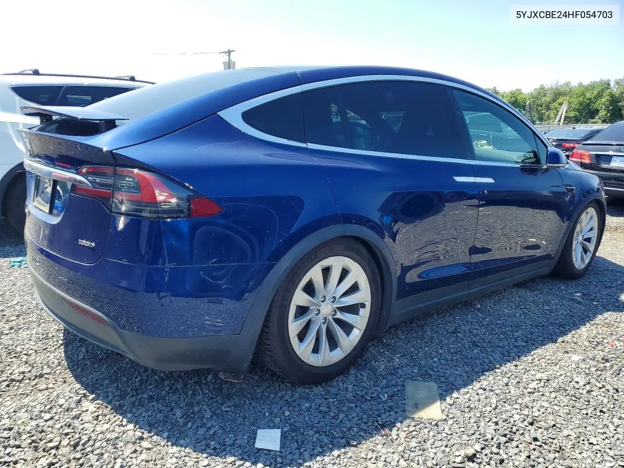 2017 Tesla Model X VIN: 5YJXCBE24HF054703 Lot: 61592666