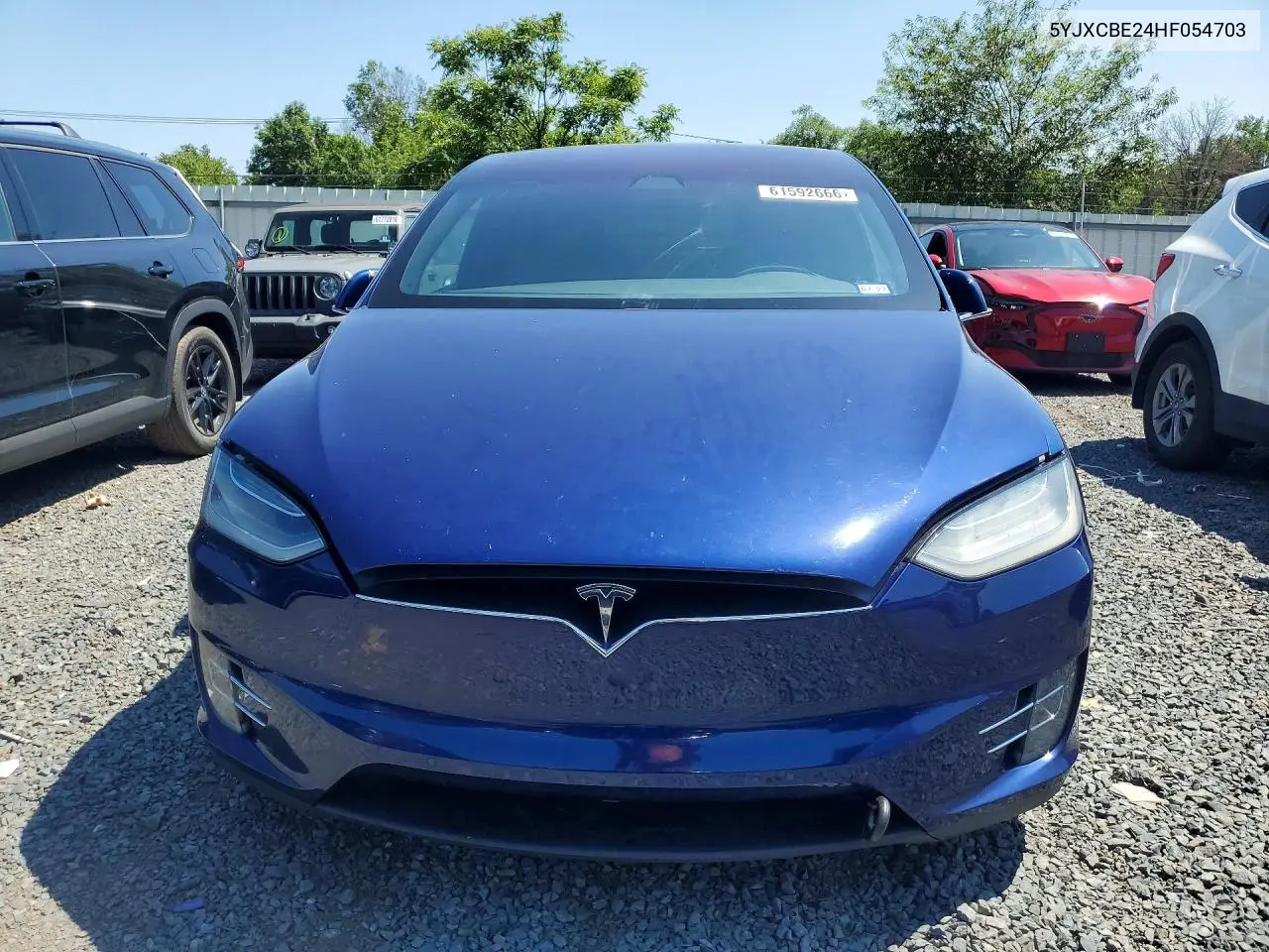 2017 Tesla Model X VIN: 5YJXCBE24HF054703 Lot: 61592666
