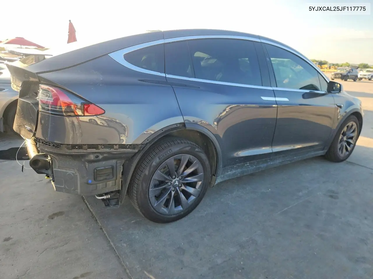 2018 Tesla Model X VIN: 5YJXCAL25JF117775 Lot: 60075626