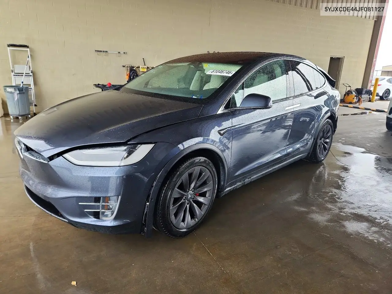 2018 Tesla Model X VIN: 5YJXCDE44JF081127 Lot: 61046746