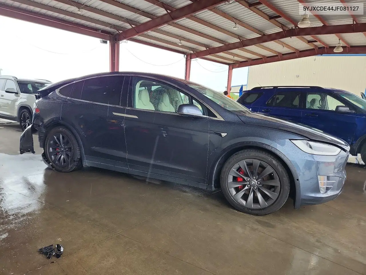 2018 Tesla Model X VIN: 5YJXCDE44JF081127 Lot: 61046746