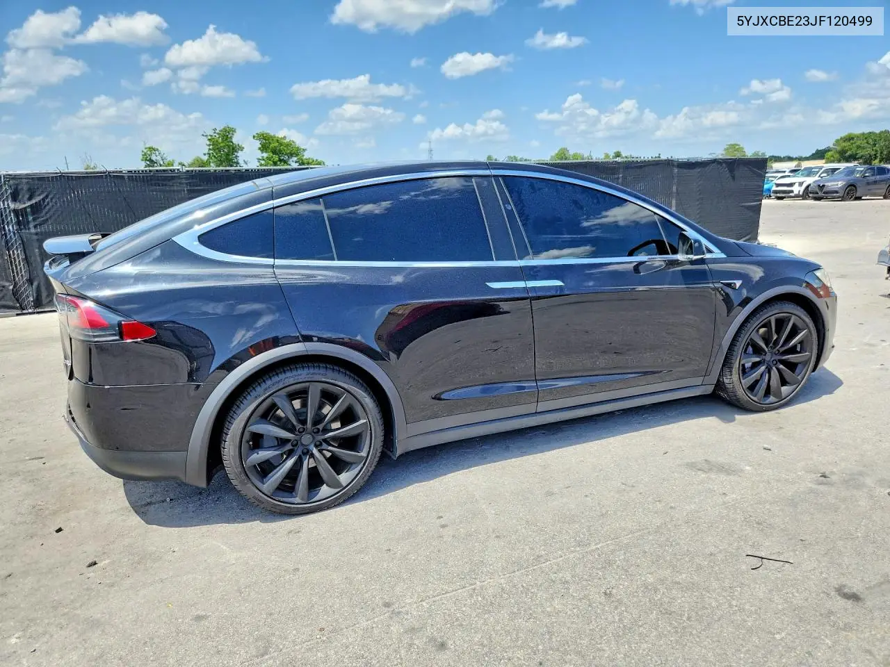 2018 Tesla Model X VIN: 5YJXCBE23JF120499 Lot: 61899226