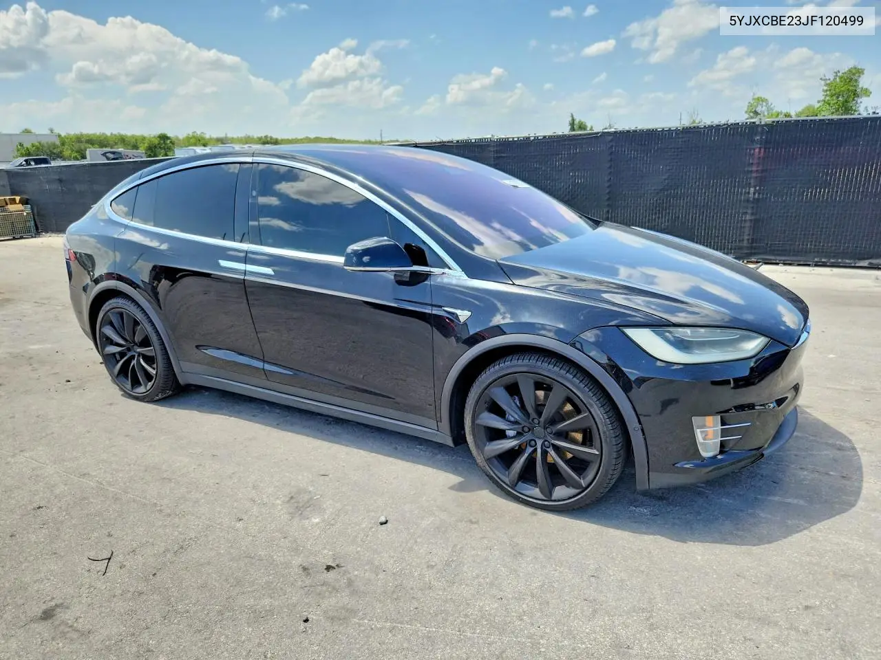 2018 Tesla Model X VIN: 5YJXCBE23JF120499 Lot: 61899226