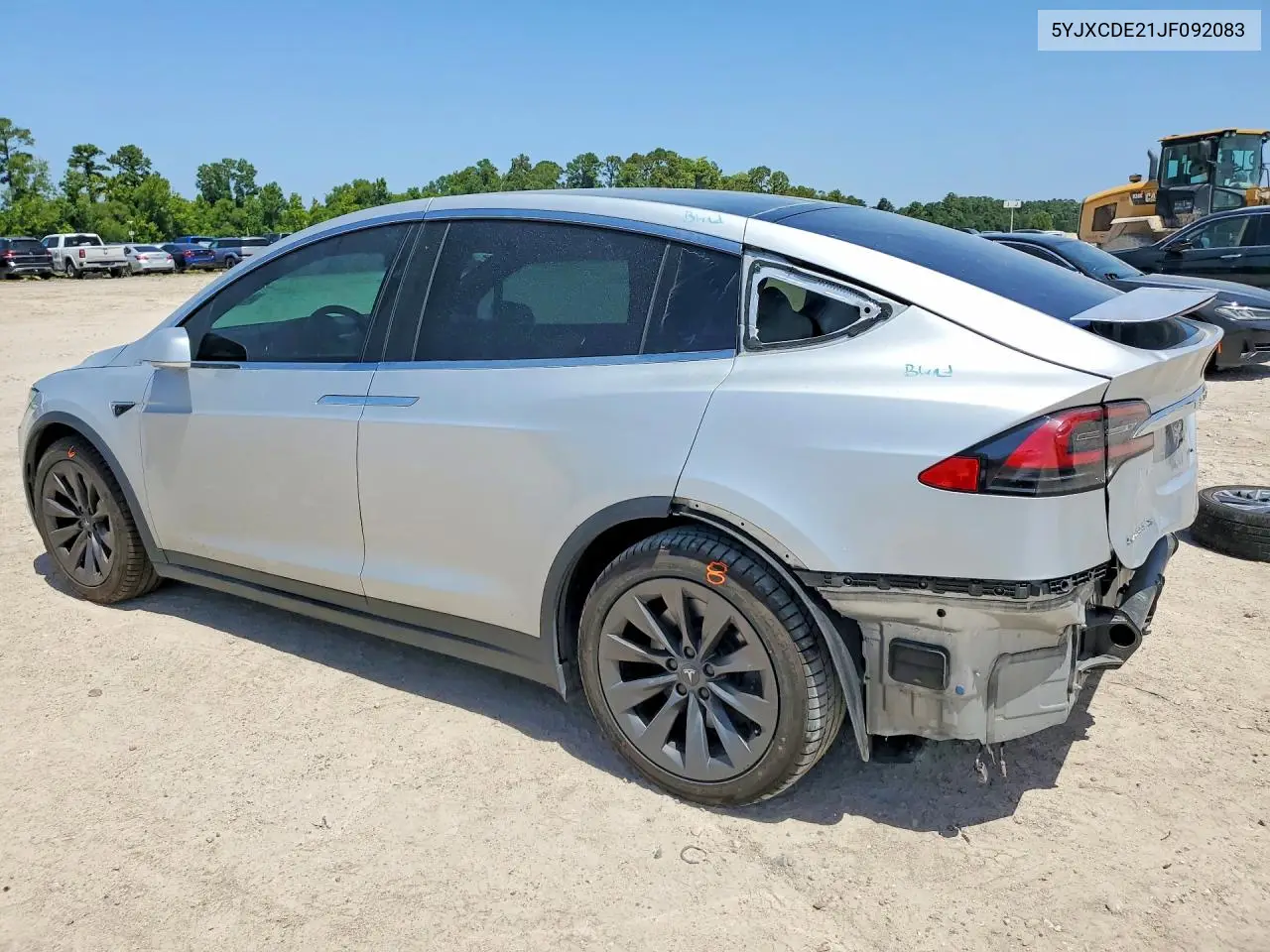 2018 Tesla Model X VIN: 5YJXCDE21JF092083 Lot: 61958276