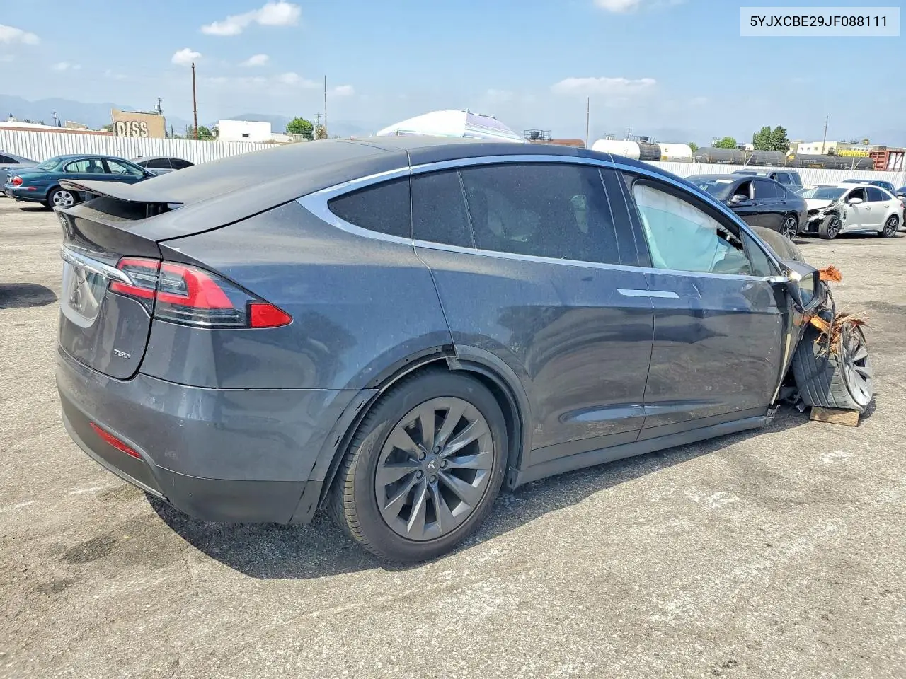 2018 Tesla Model X VIN: 5YJXCBE29JF088111 Lot: 85990035