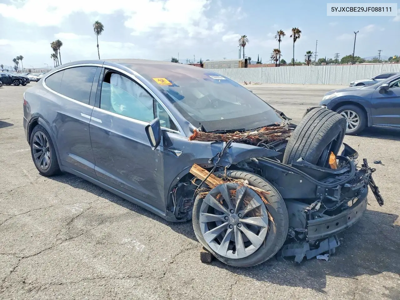 2018 Tesla Model X VIN: 5YJXCBE29JF088111 Lot: 85990035