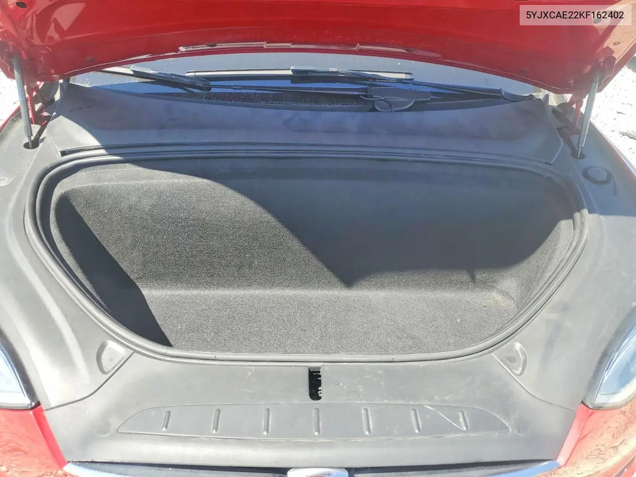 2019 Tesla Model X VIN: 5YJXCAE22KF162402 Lot: 56098256