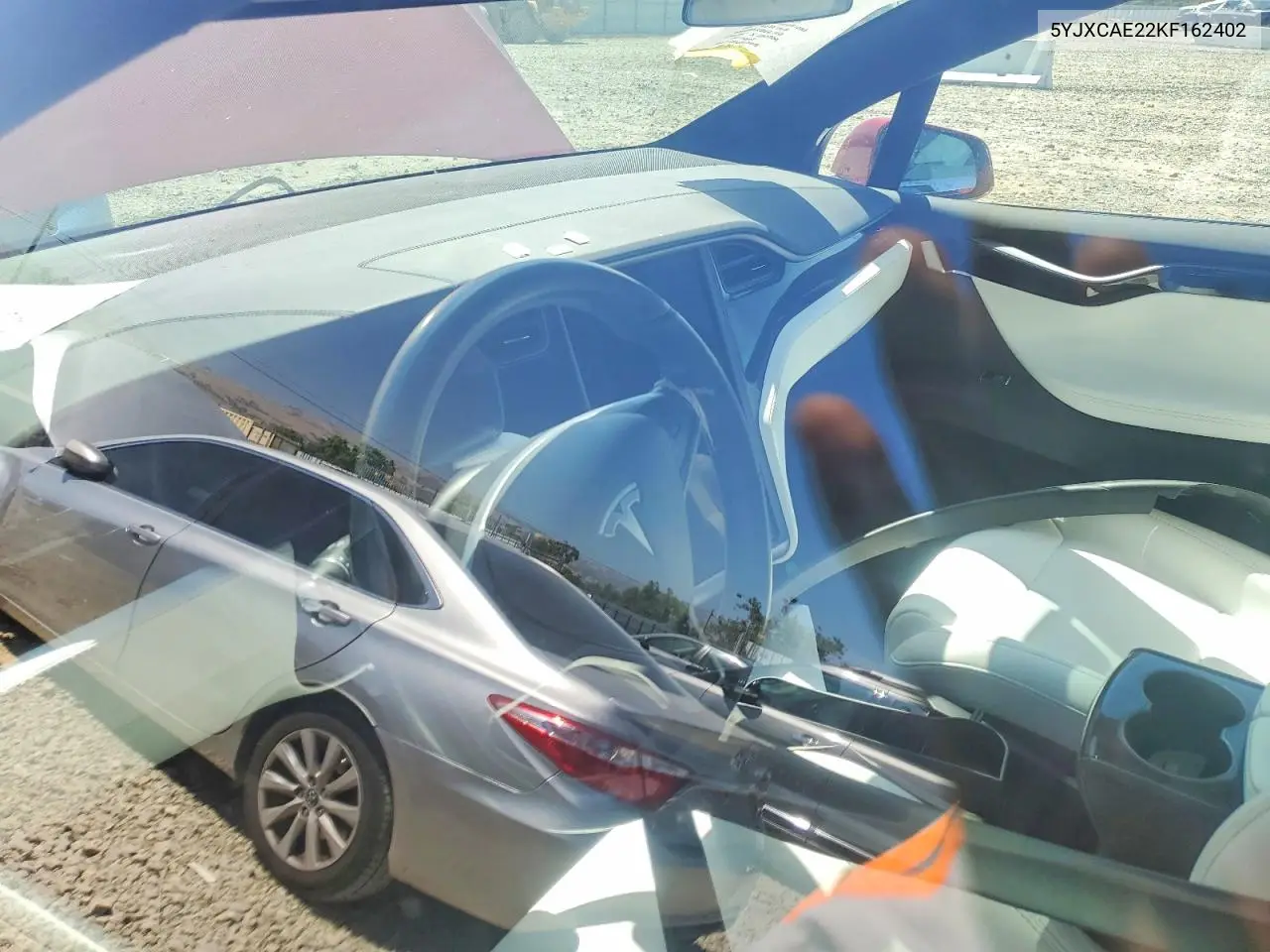 2019 Tesla Model X VIN: 5YJXCAE22KF162402 Lot: 56098256
