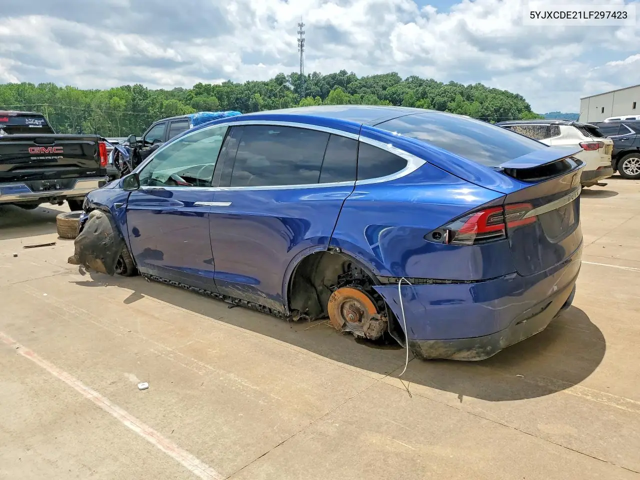 2020 Tesla Model X VIN: 5YJXCDE21LF297423 Lot: 57038646