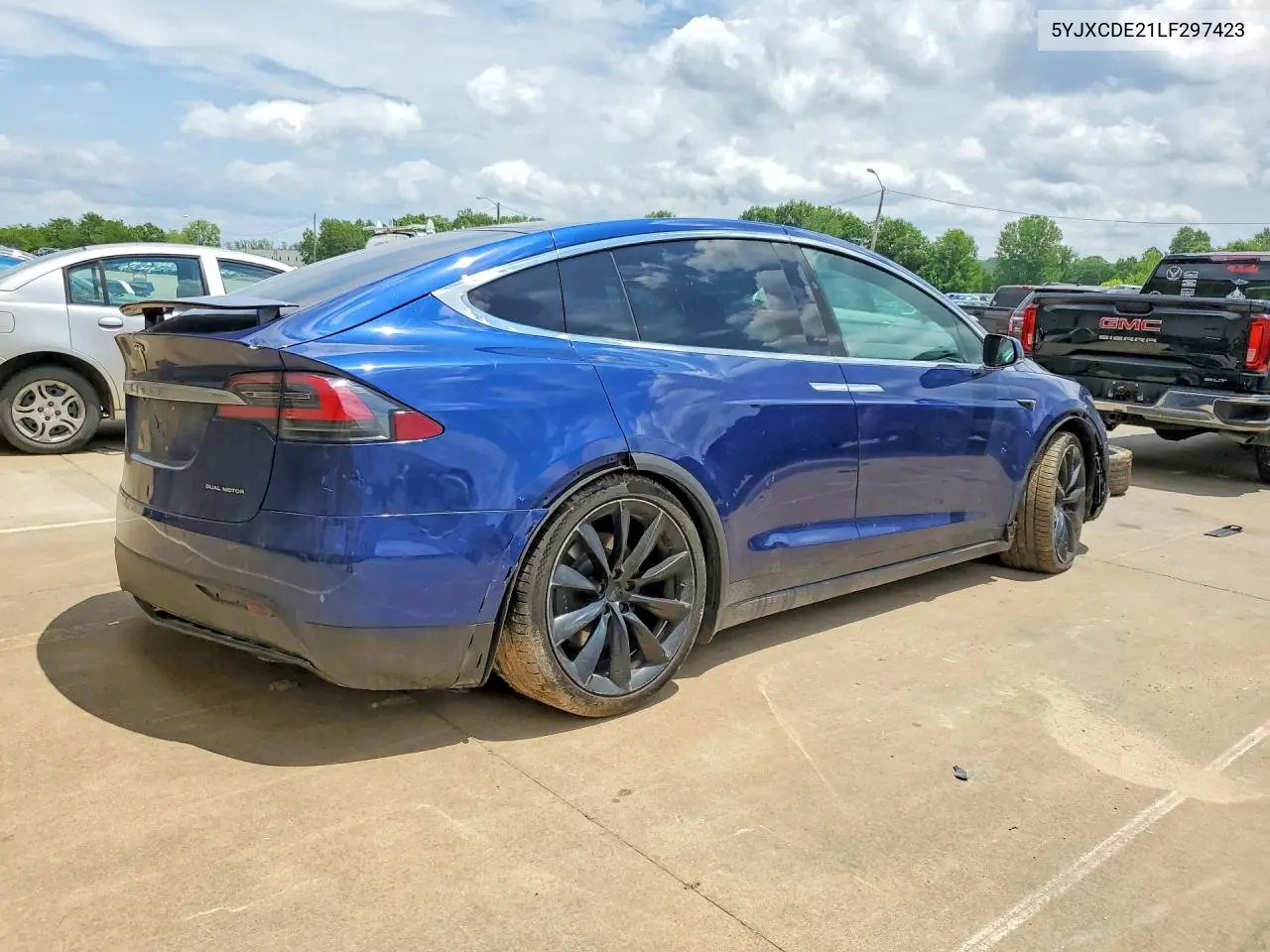 2020 Tesla Model X VIN: 5YJXCDE21LF297423 Lot: 57038646