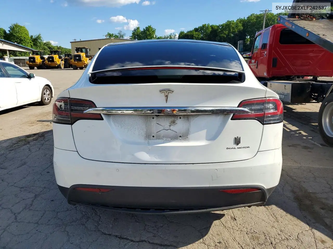 2020 Tesla Model X VIN: 5YJXCBE2XLF242537 Lot: 58397026