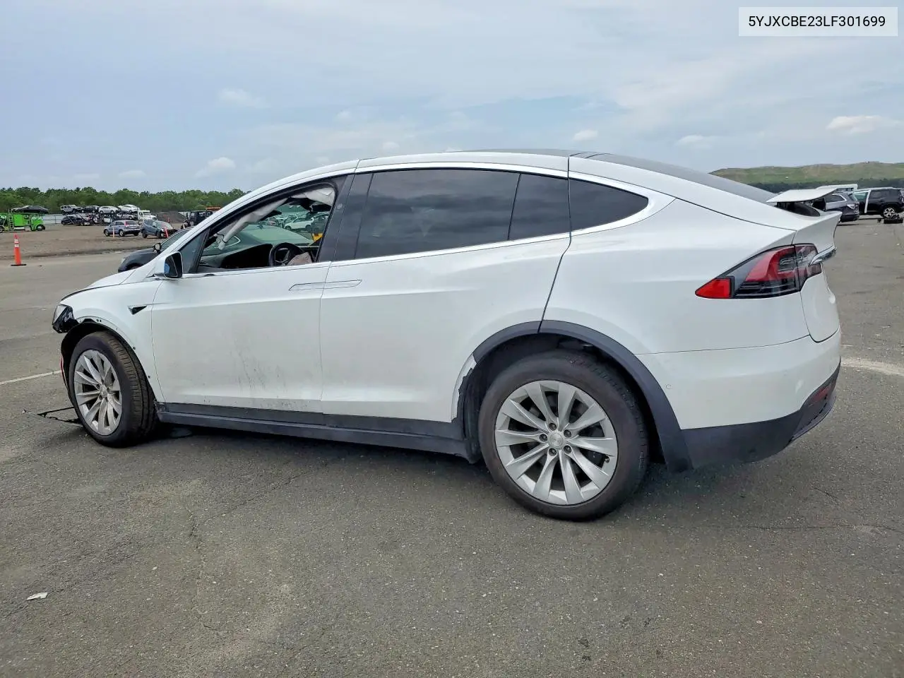 2020 Tesla Model X VIN: 5YJXCBE23LF301699 Lot: 59664866