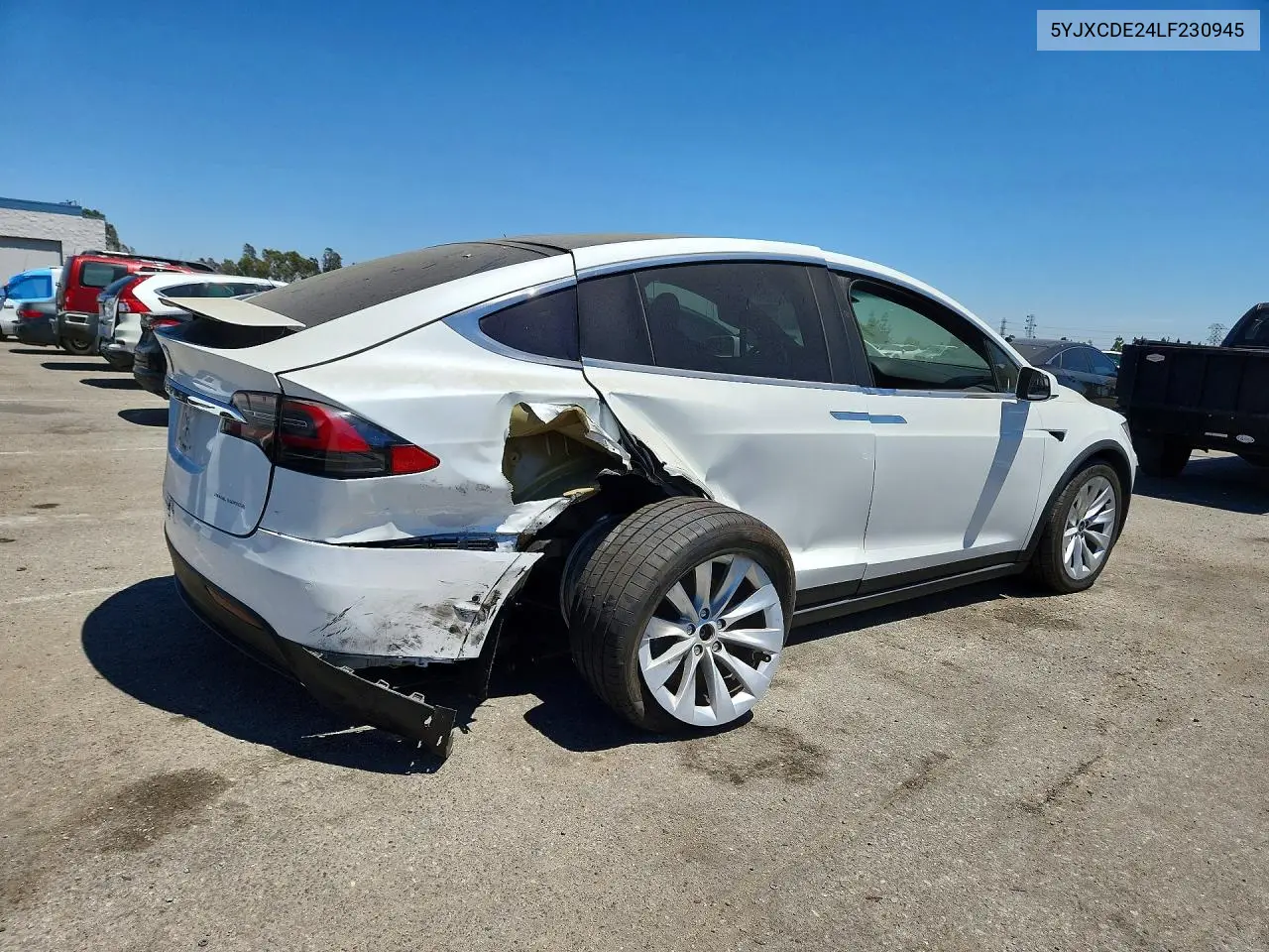 2020 Tesla Model X VIN: 5YJXCDE24LF230945 Lot: 60853976