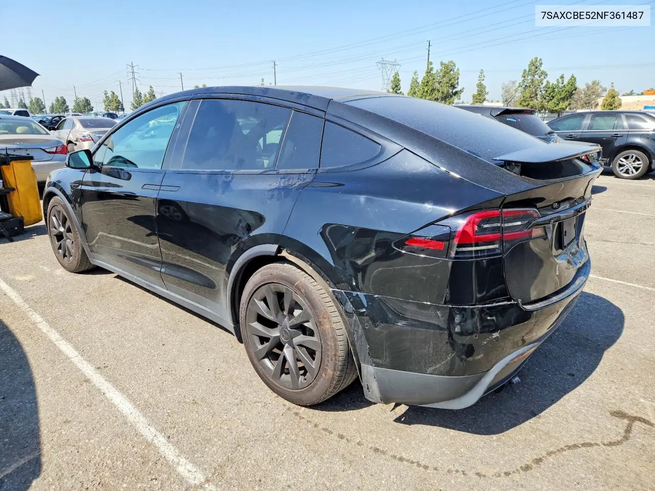 2022 Tesla Model X VIN: 7SAXCBE52NF361487 Lot: 56174836