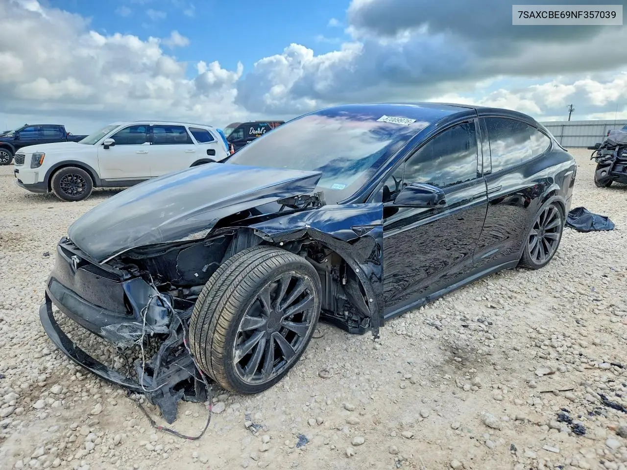2022 Tesla Model X VIN: 7SAXCBE69NF357039 Lot: 57009976