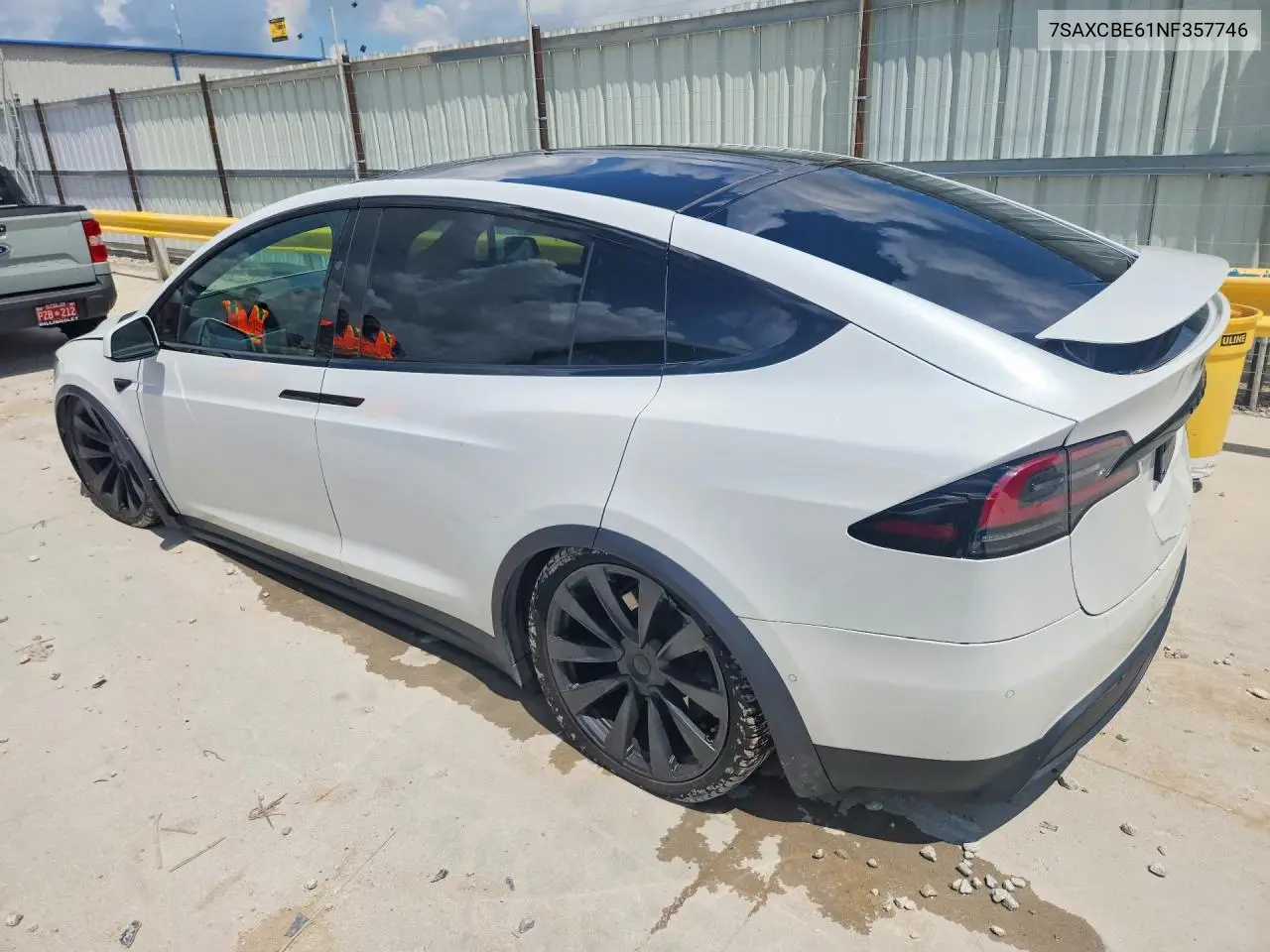 2022 Tesla Model X VIN: 7SAXCBE61NF357746 Lot: 60747536