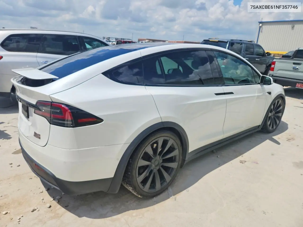 2022 Tesla Model X VIN: 7SAXCBE61NF357746 Lot: 60747536