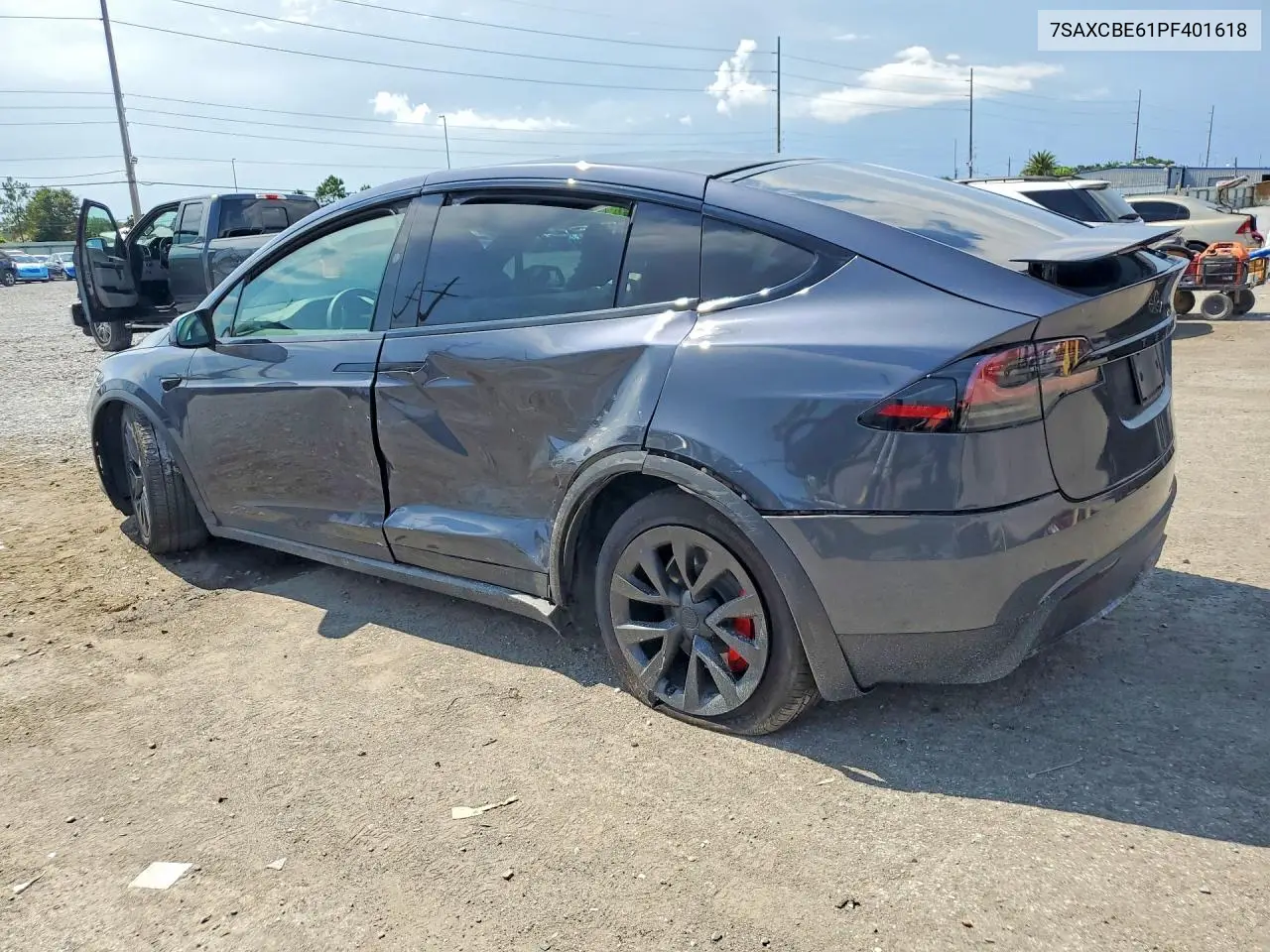2023 Tesla Model X VIN: 7SAXCBE61PF401618 Lot: 59185726