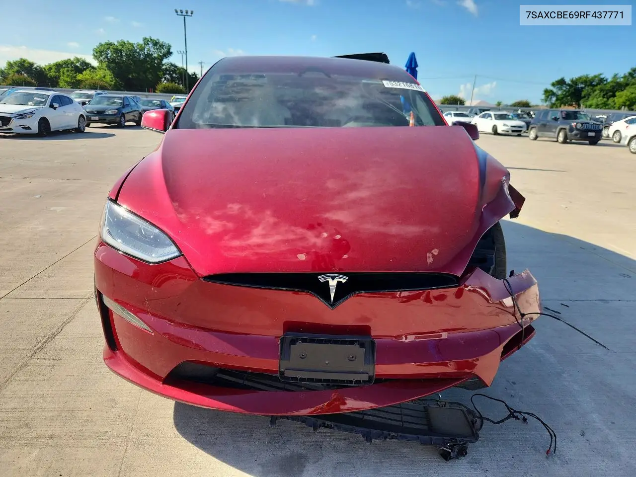 2024 Tesla Model X VIN: 7SAXCBE69RF437771 Lot: 53216816