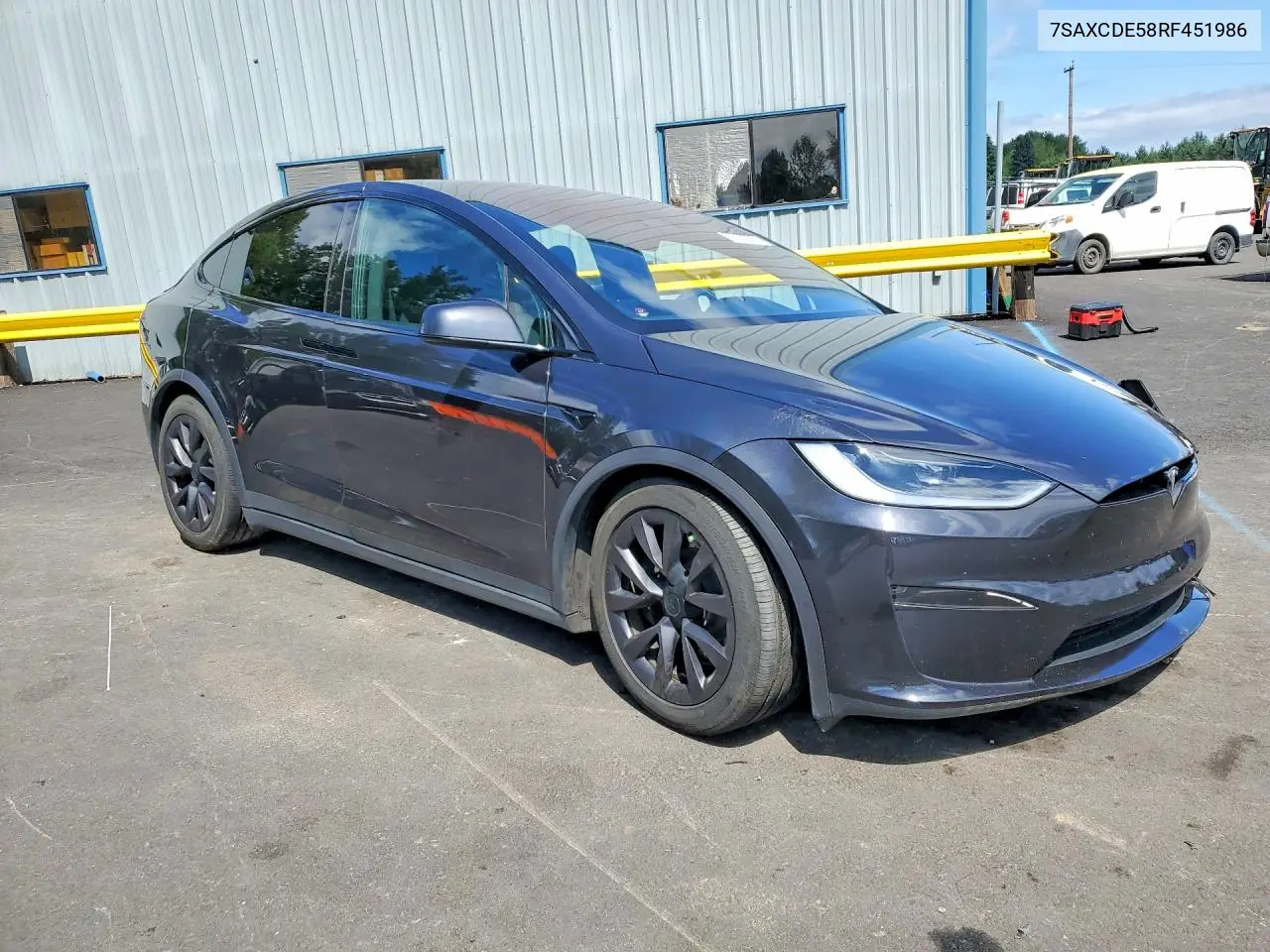 2024 Tesla Model X VIN: 7SAXCDE58RF451986 Lot: 59200306