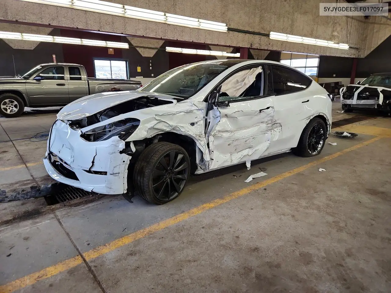 5YJYGDEE3LF017097 2020 Tesla Model Y