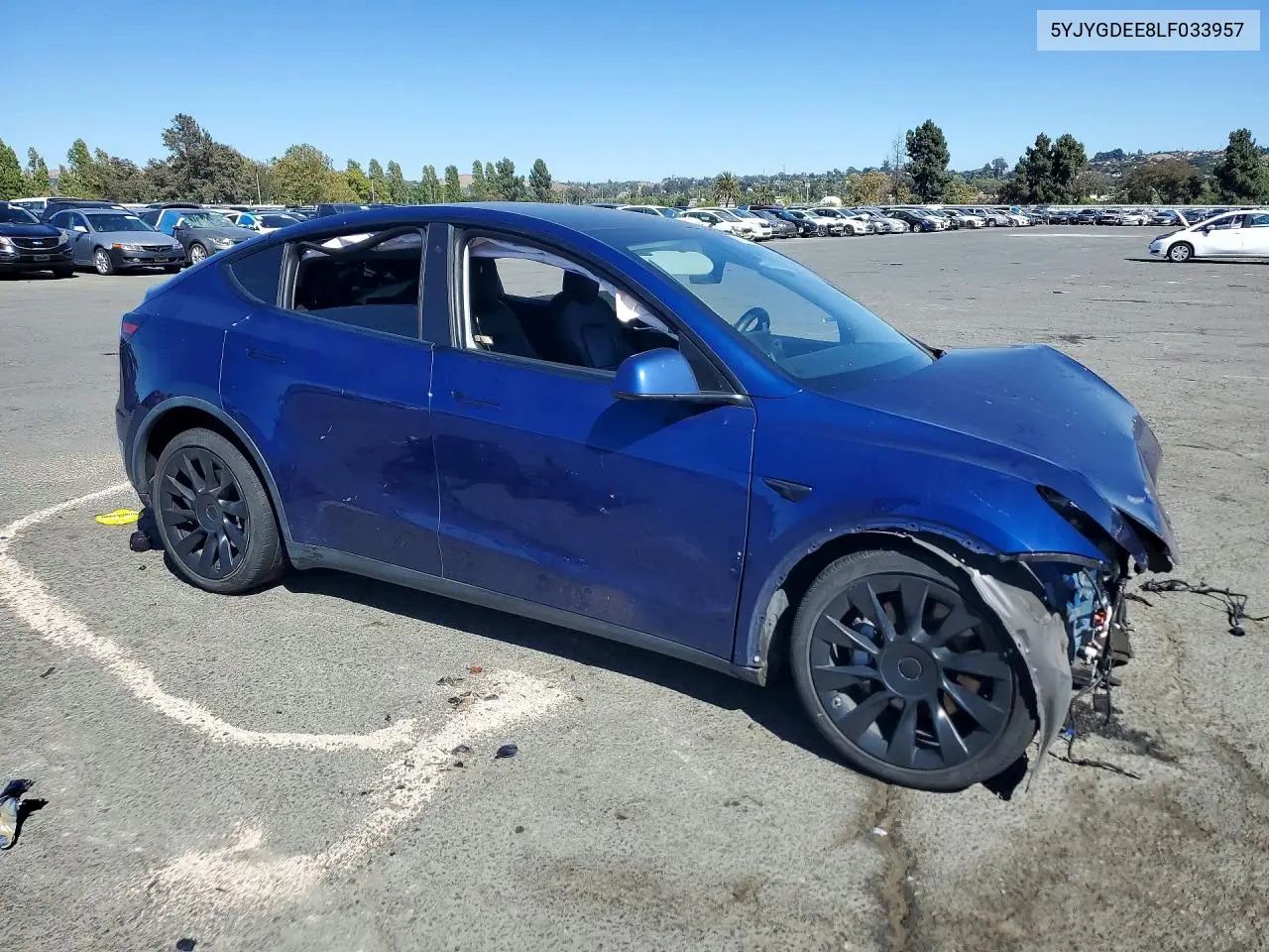 2020 Tesla Model Y VIN: 5YJYGDEE8LF033957 Lot: 61180396