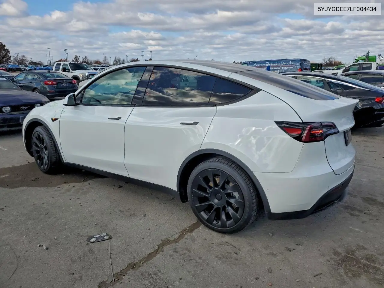 5YJYGDEE7LF004434 2020 Tesla Model Y