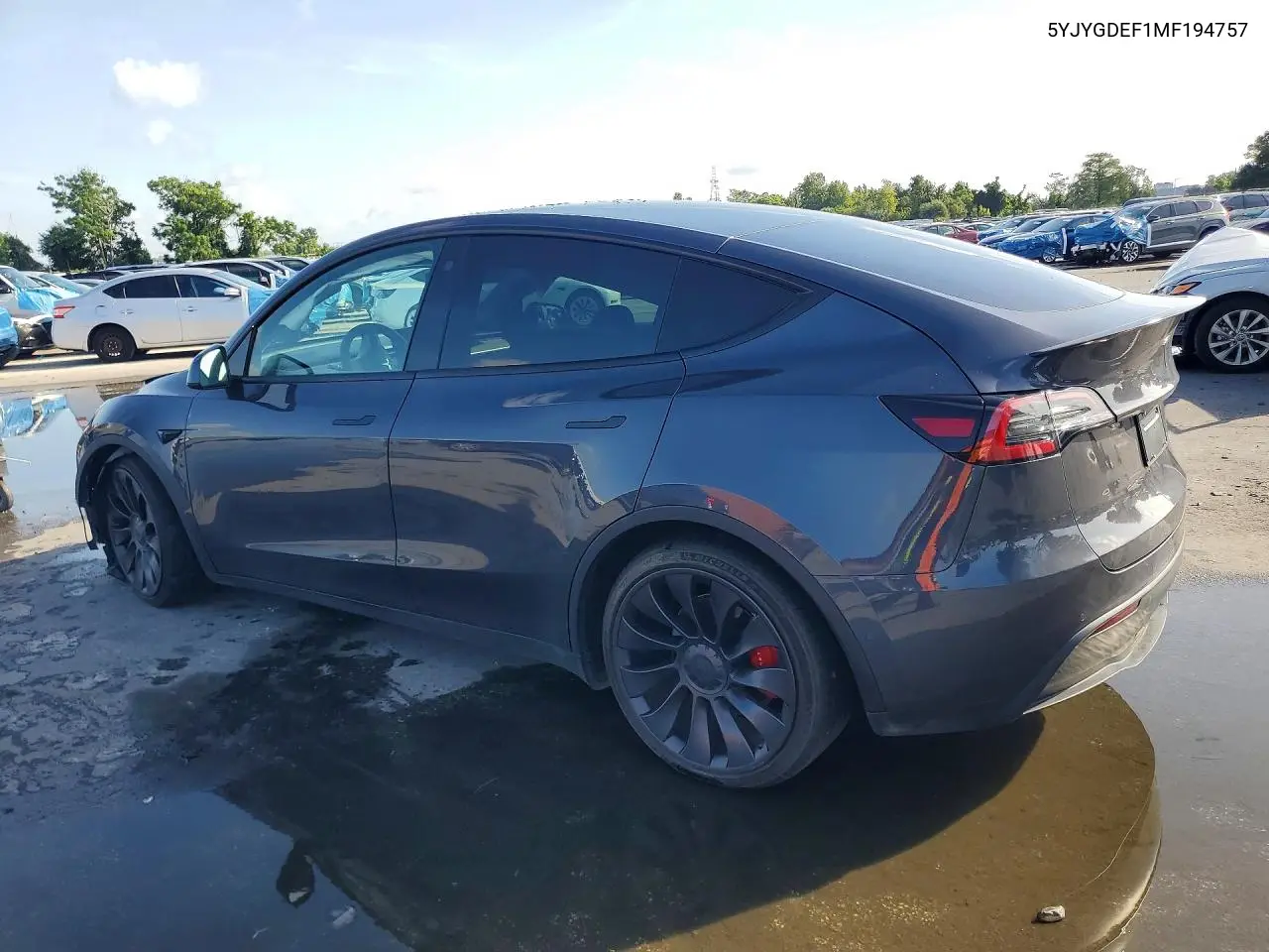 2021 Tesla Model Y VIN: 5YJYGDEF1MF194757 Lot: 62202916